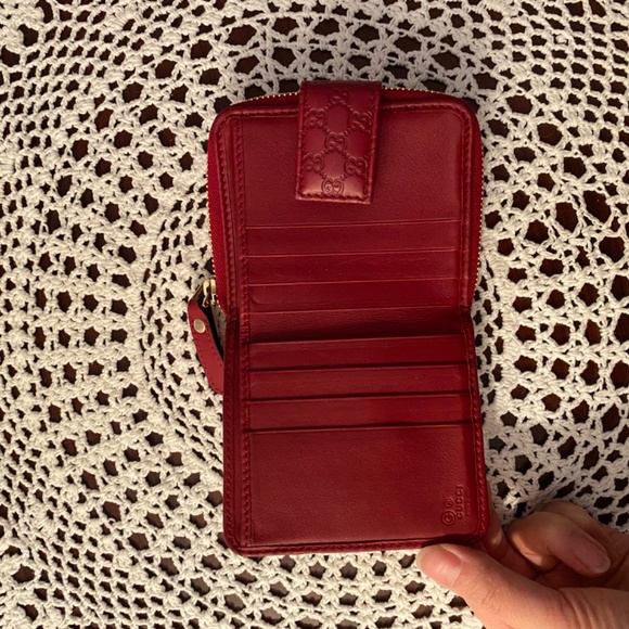 ✨Authentic Gucci Red Wallet✨ - Picture 8 of 10
